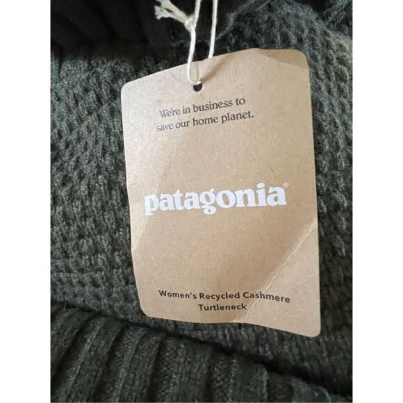 Patagonia Women's Basin Green Recycled Cashmere Turtle Neck Sweater Small NWT - Picture 6 of 7